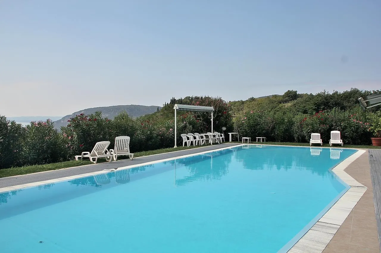 Casa Montegolo Costermano 0*,  Itália