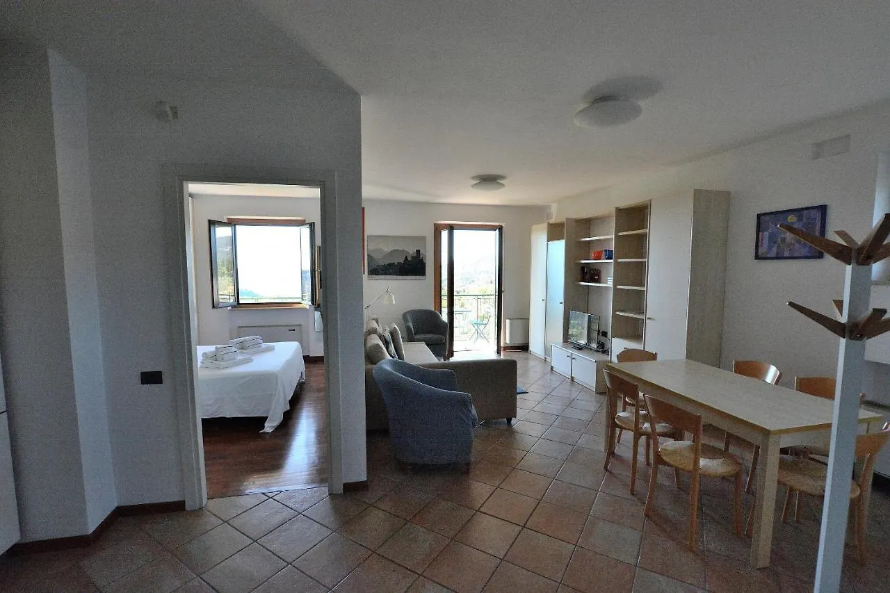 Casa Montegolo Costermano Itália